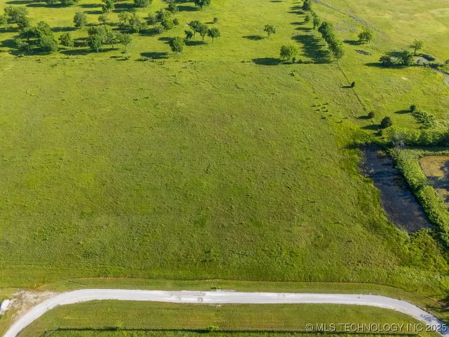 606 S Lynn Lane Road, Tulsa, OK 74108 - #3