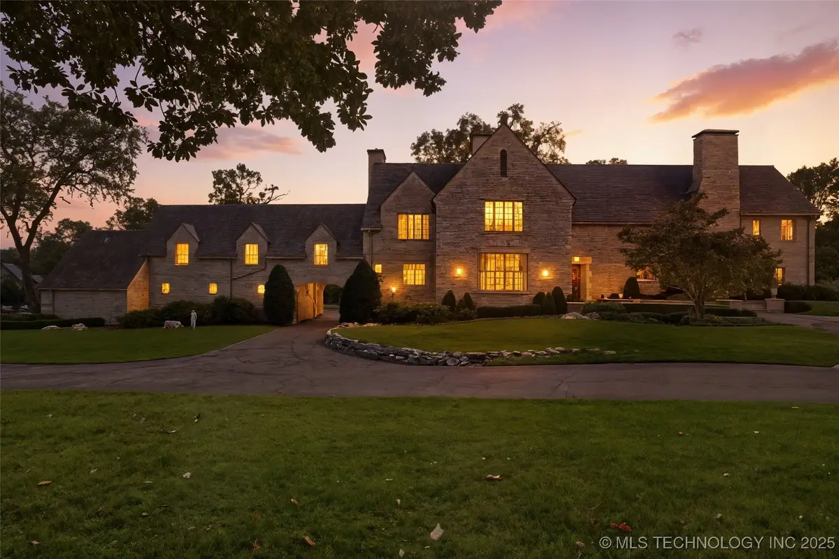 3132 Columbia Cir Circle, Tulsa, OK 74105 - Image #1