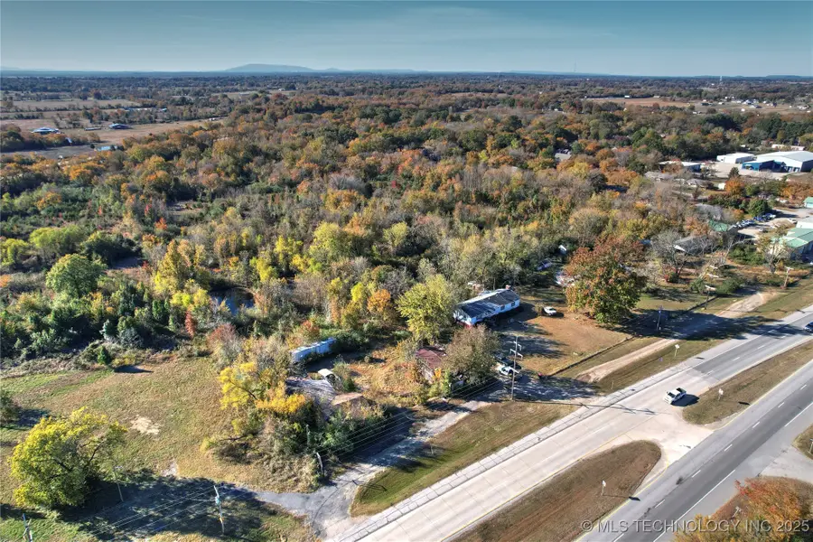 400 W Ray Fine Boulevard, Roland, OK 74954 - Image #3