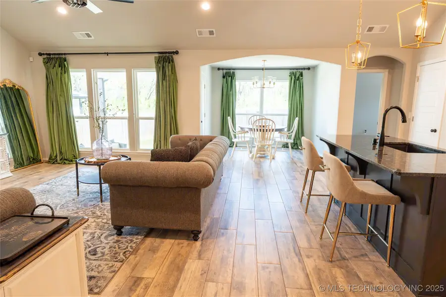 6617 S 22nd Circle, Broken Arrow, OK 74011 - Image #3