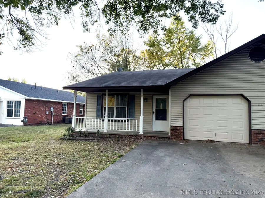 2403 N Jay Street, Claremore, OK 74017 - Image #2