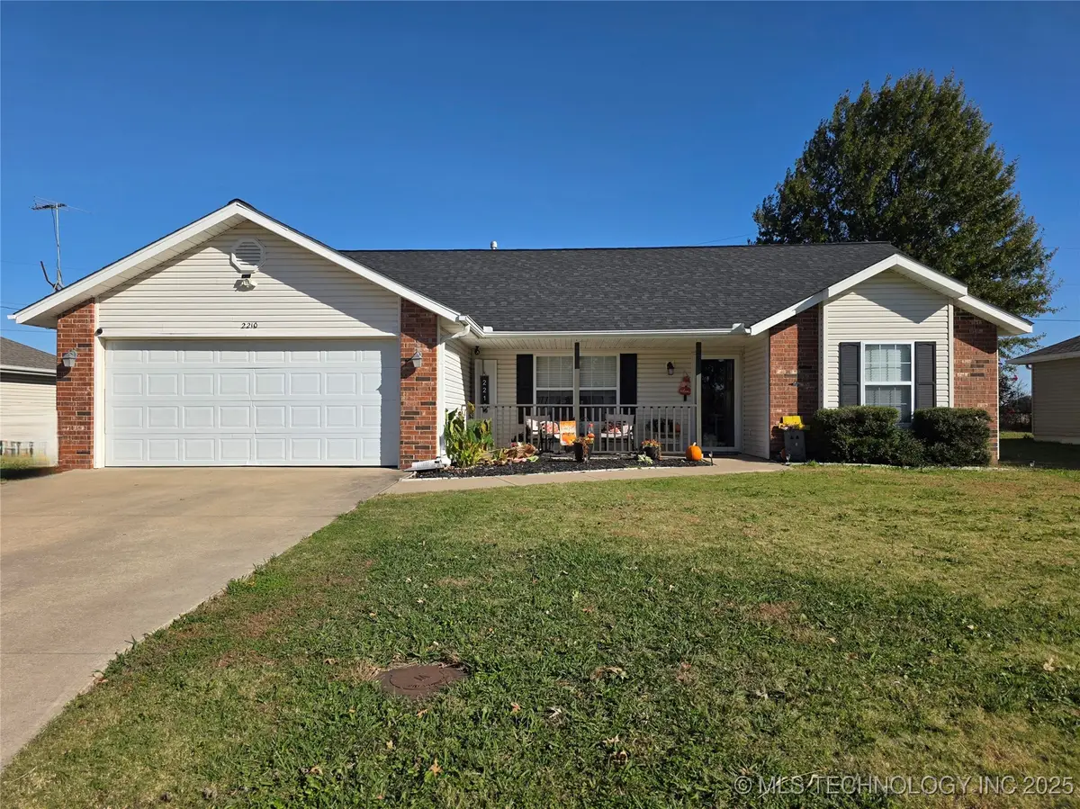 2210 Holly Lane, Miami, OK 74354 - Image #1