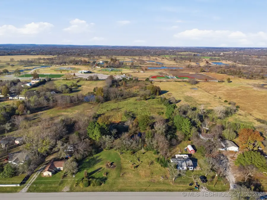 2721 E 61st Street N, Tulsa, OK 74136 - Image #2