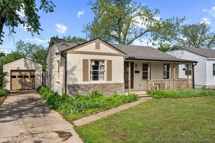 2223 S Osage Avenue, Bartlesville, OK 74003 - #3