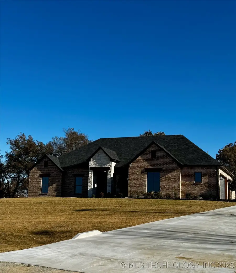 21755 S Country Ridge Court, Claremore, OK 74019 - Image #2