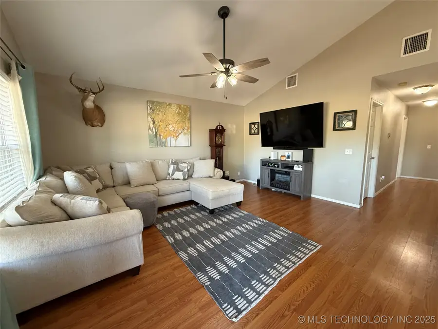 33 Mary Street, Kiefer, OK 74041 - Image #3