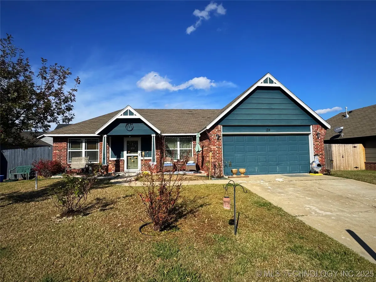 134 Dp Newman Circle, Kiefer, OK 74041 - Image #1