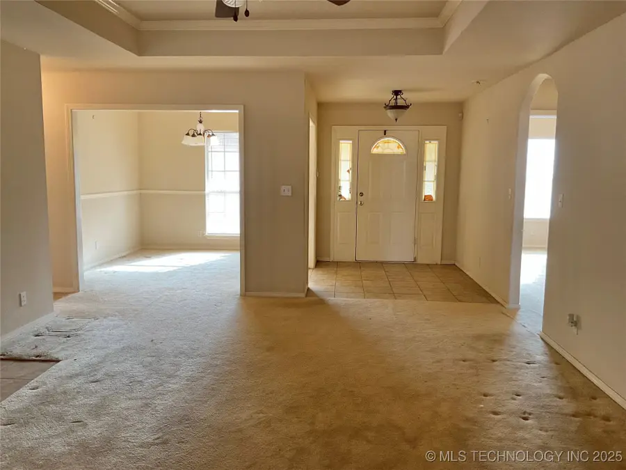 225 E Seminole Place, Tulsa, OK 74110 - Image #3