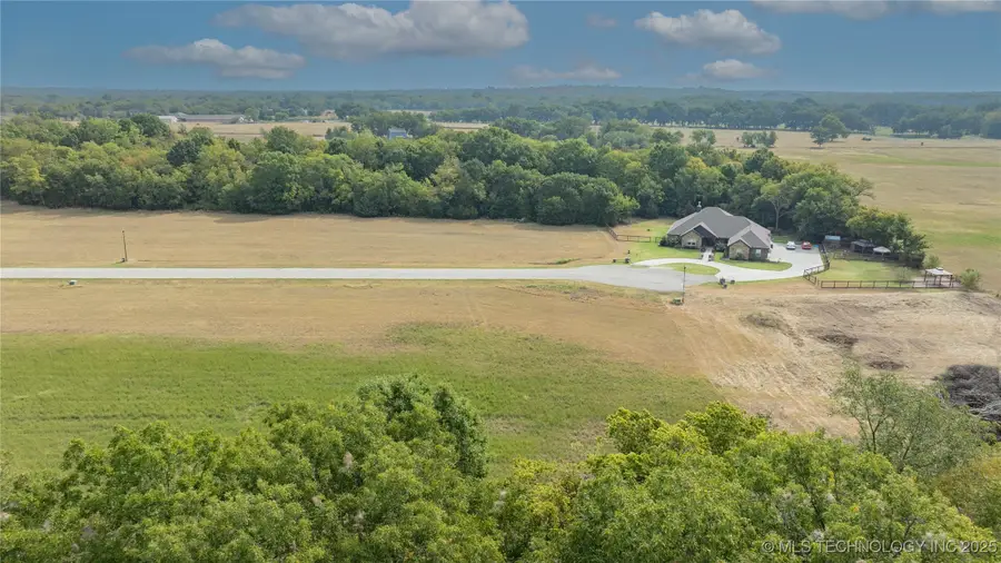 24197 W 3983 Drive, Bartlesville, OK 74006 - #2