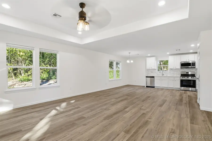 223 SE 3rd, Durant, OK 74701 - Image #3