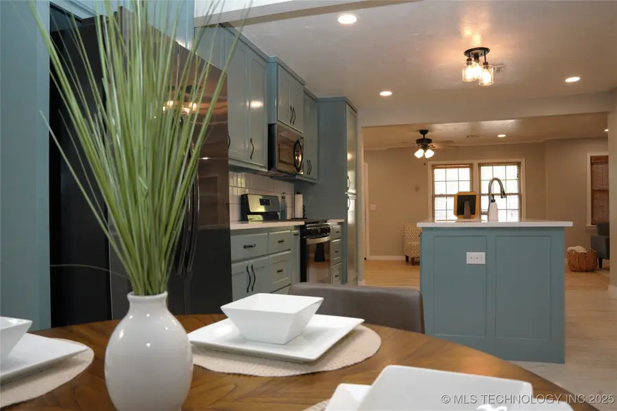 1027 N 76th East Avenue, Tulsa, OK 74115 - Image #2