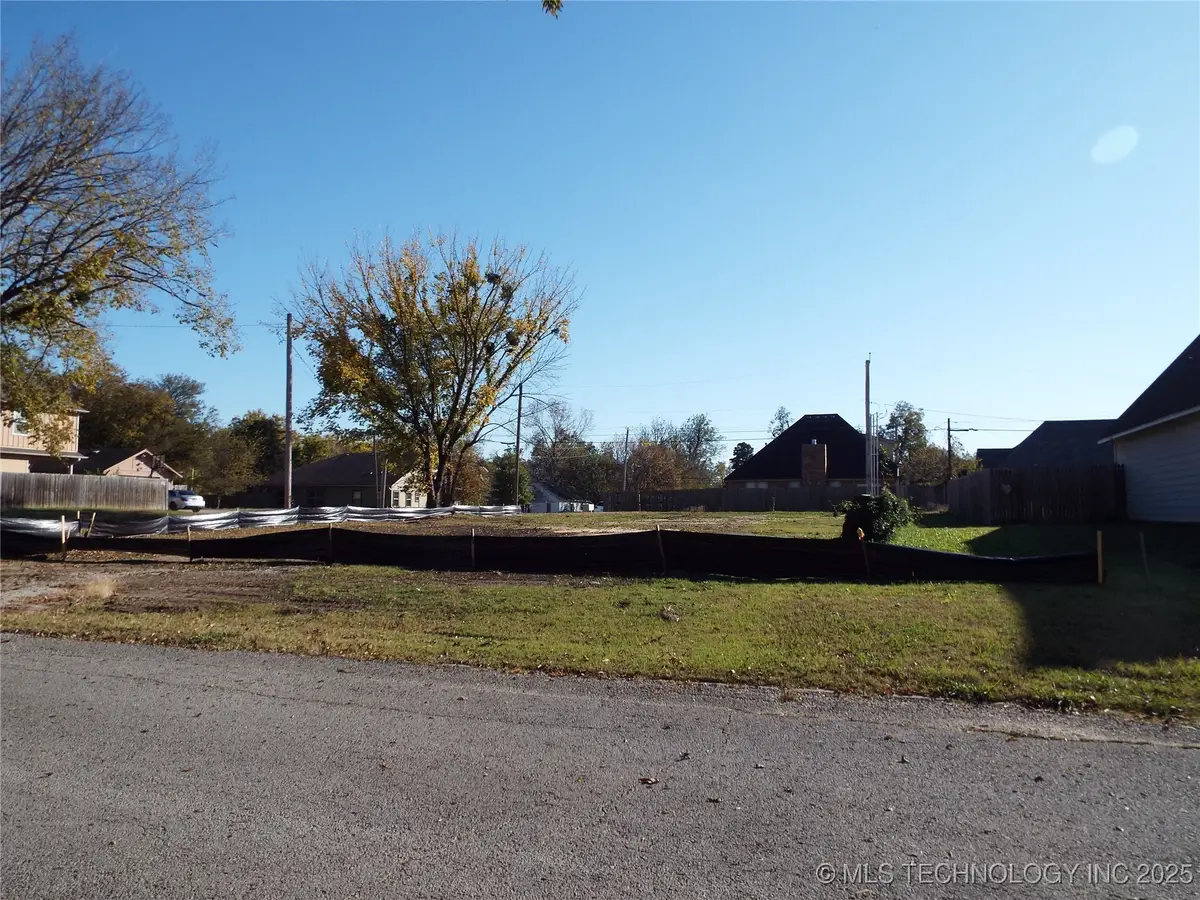 002 4th Street, Skiatook, OK 74070 - Image #1