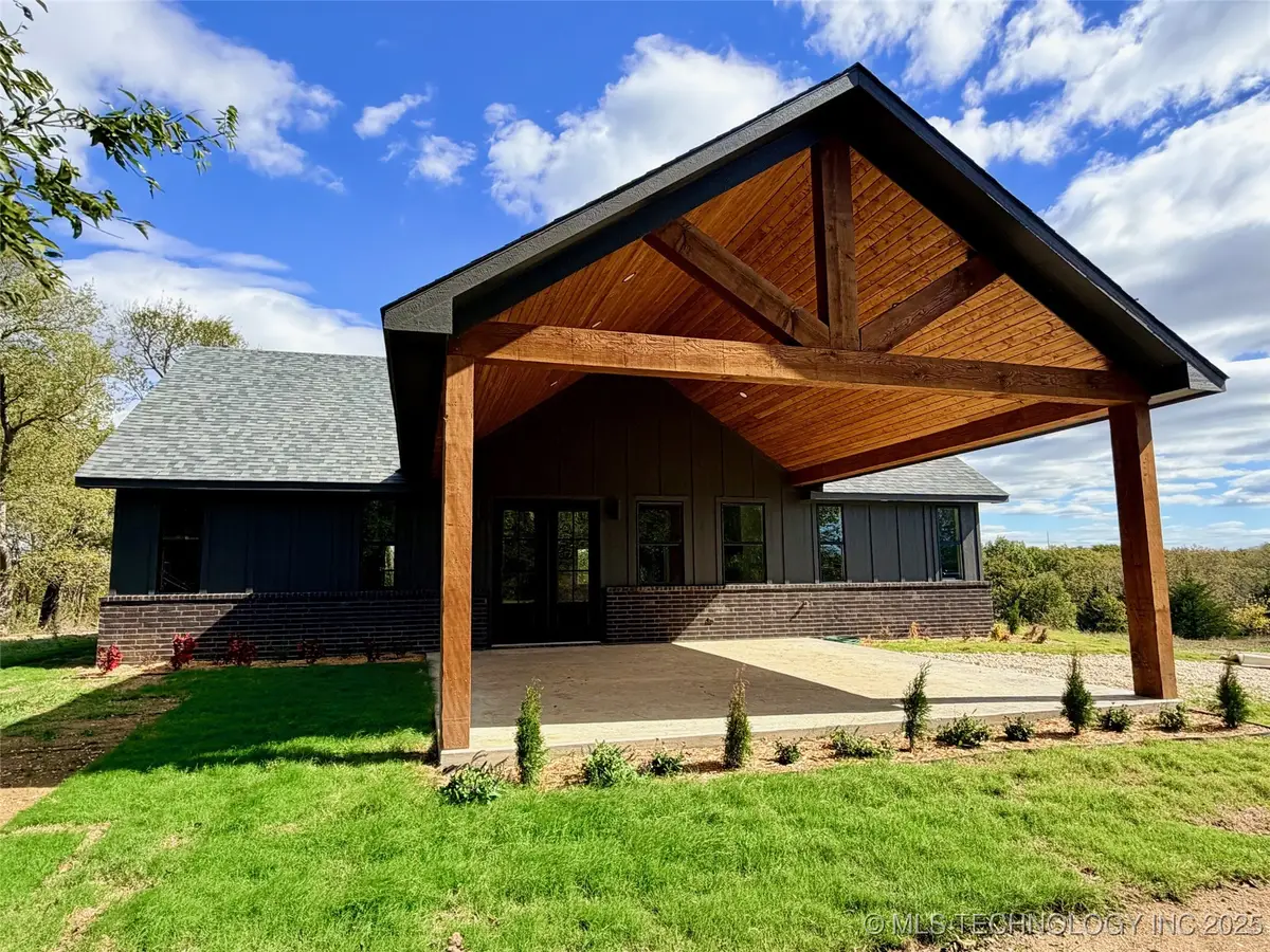 16902 Hackberry Lane, Oakland, OK 73446 - Image #1