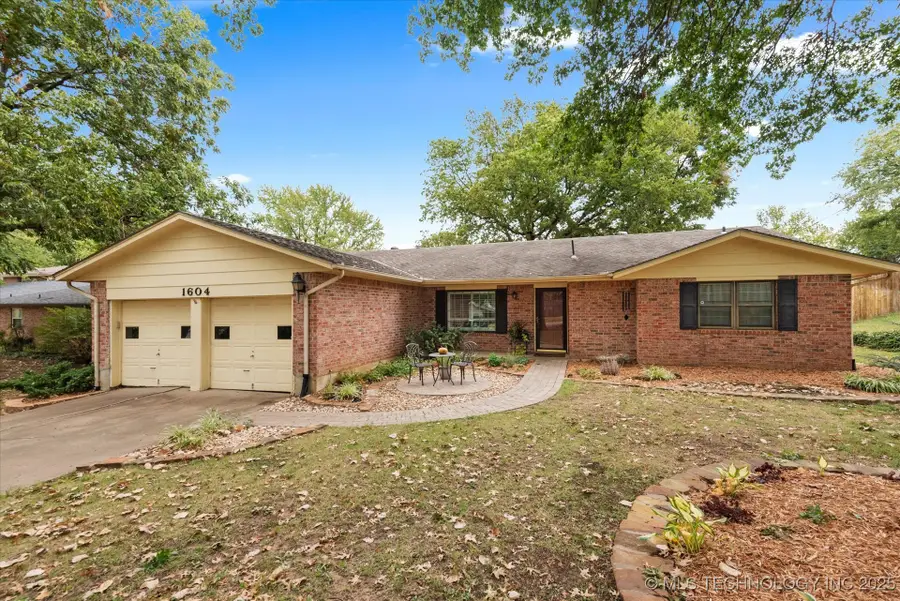 1604 Mission Road, Bartlesville, OK 74006 - Image #2