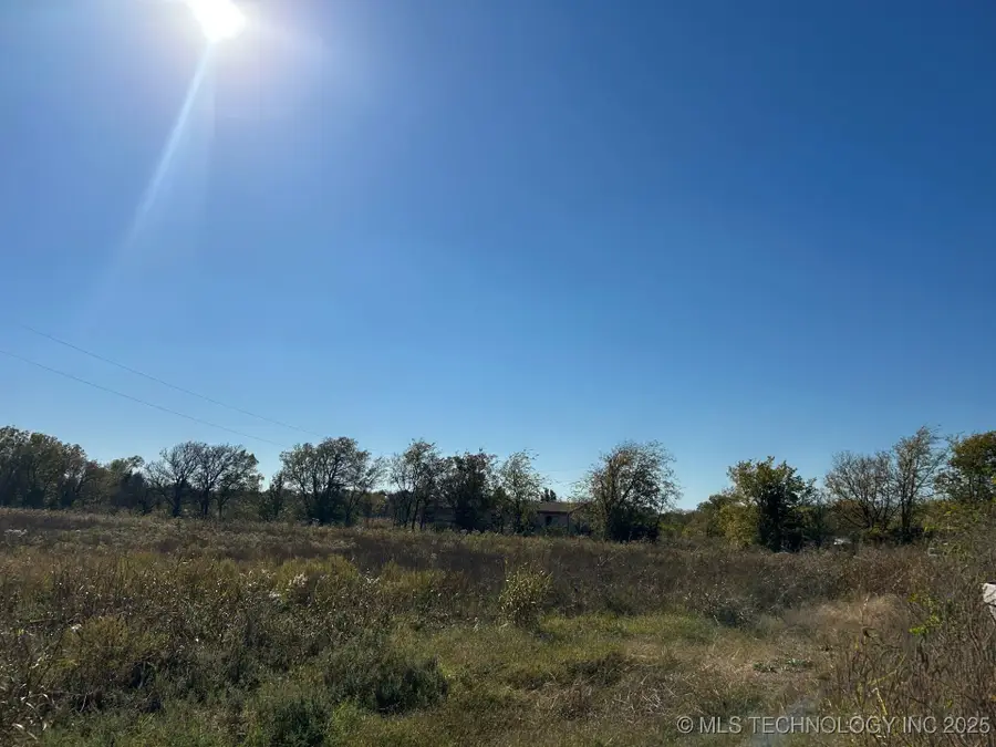 190 S Sexton, Calera, OK 74730 - Image #2