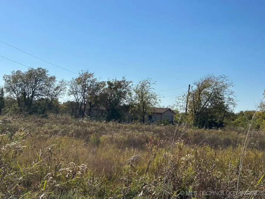 190 S Sexton, Calera, OK 74730 - Image #3