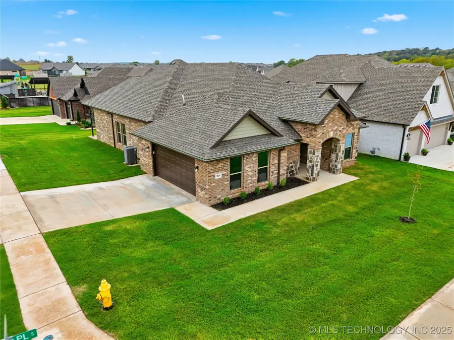 2124 E 128th Place S, Jenks, OK 74037 - Image #2