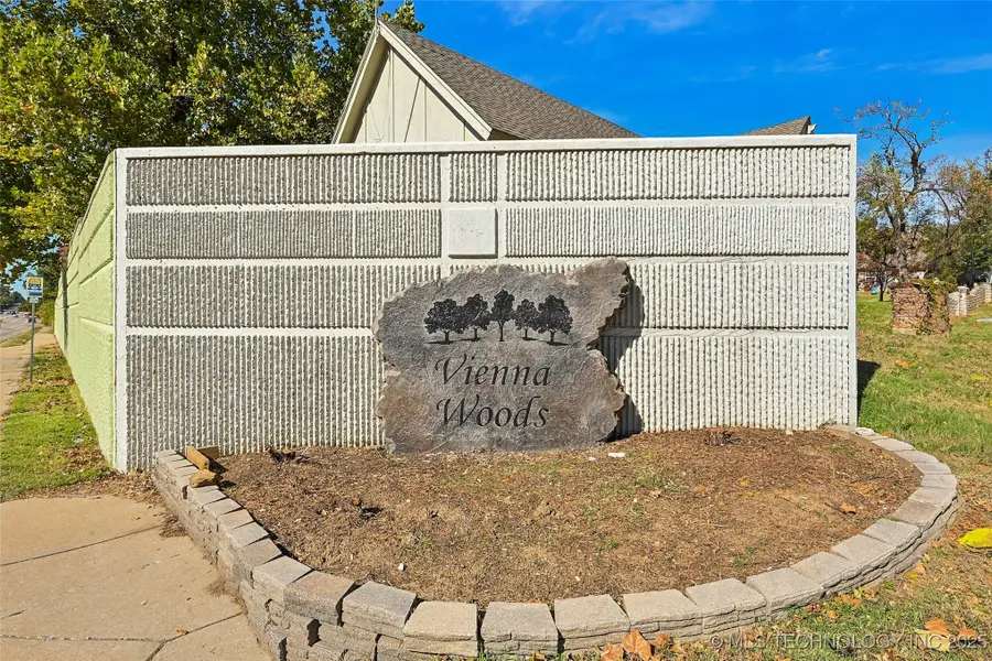 6905 S Knoxville Place, Tulsa, OK 74136 - Image #2