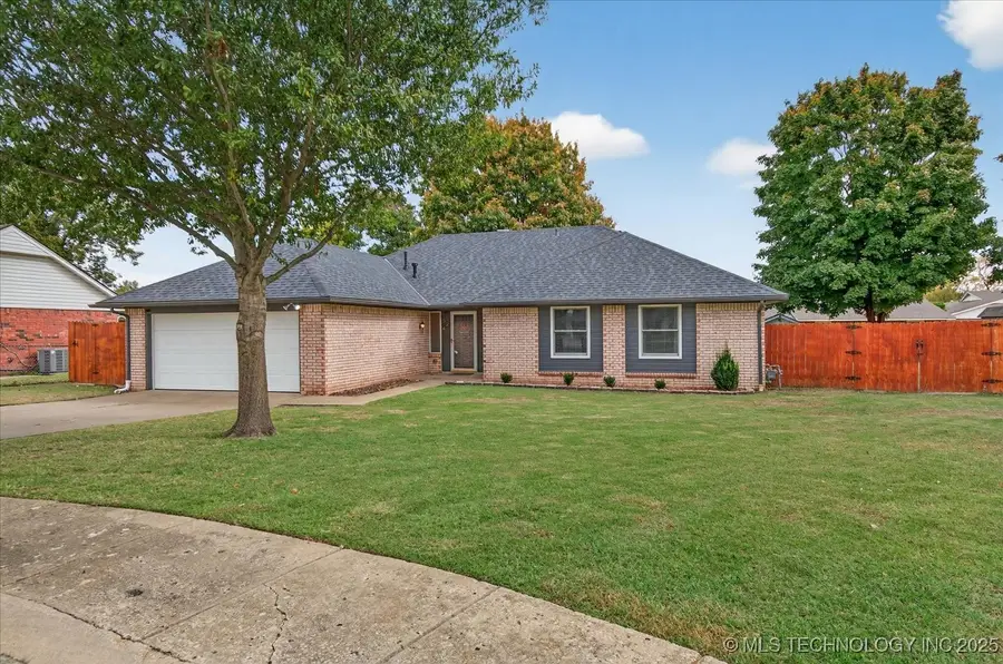 524 Baylor Court, Bartlesville, OK 74006 - Image #2