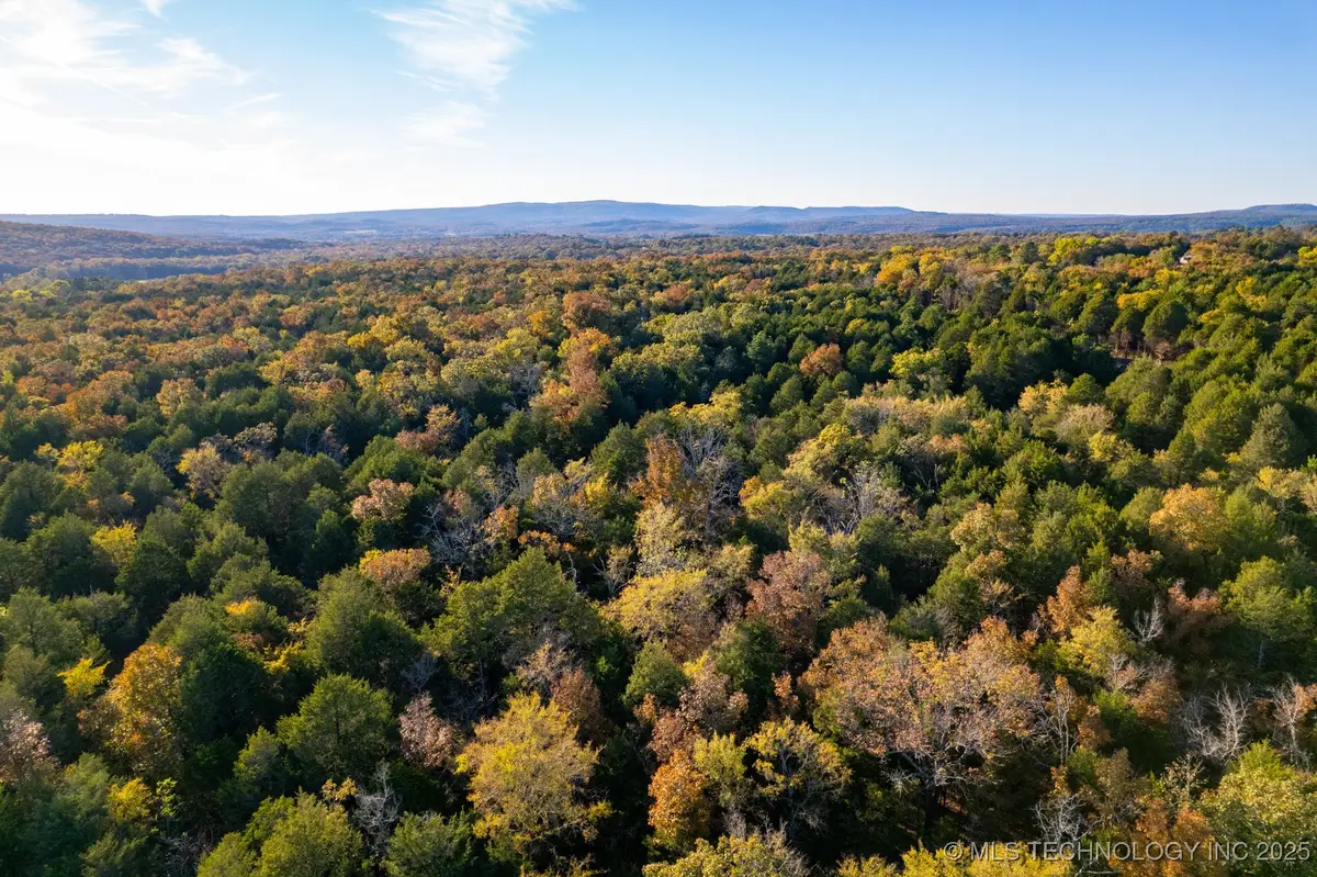 80 E 1000 Road, Muldrow, OK 74948 - Image #1