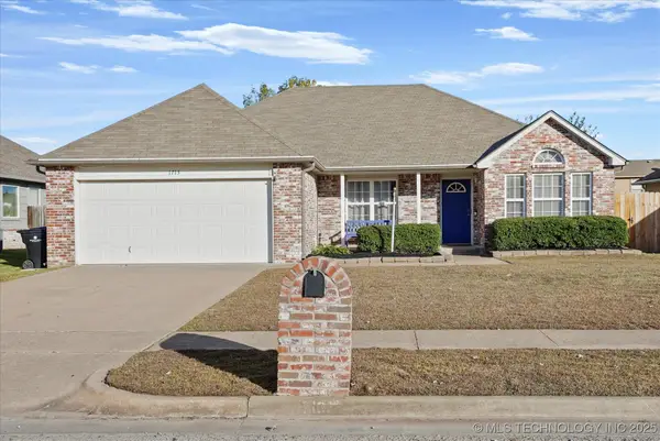 1713 S Narcissus Place, Broken Arrow, OK 74012