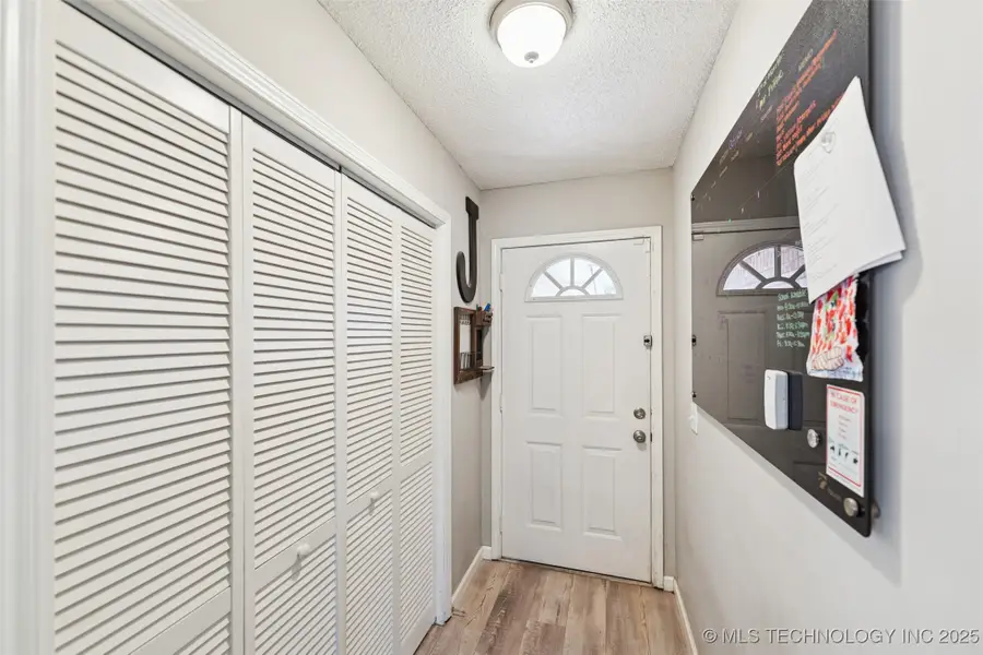 330 S 164th East Place, Tulsa, OK 74108 - Image #3