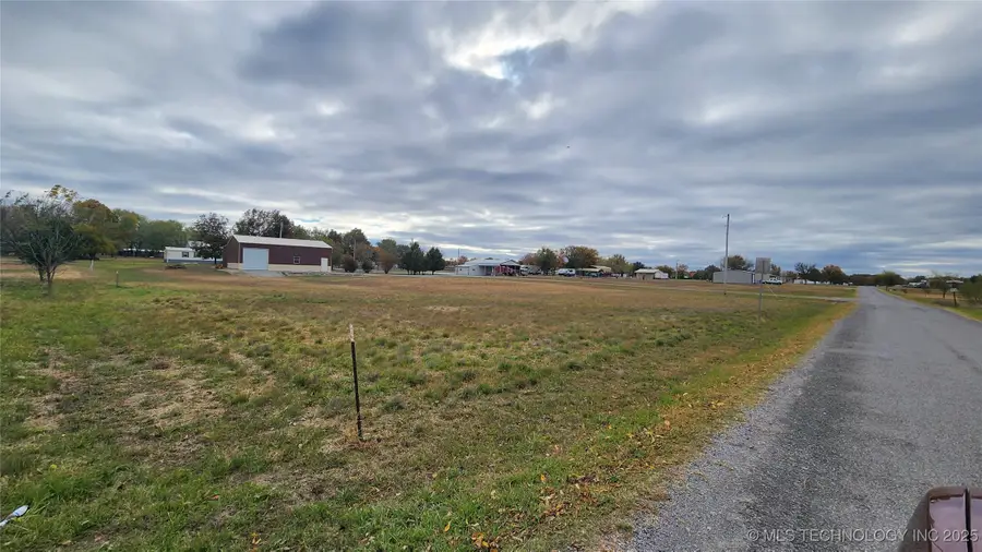 21 Tanglewood, Eufaula, OK 74432 - Image #2