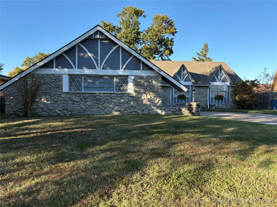 9445 E 39th Place, Tulsa, OK 74145 - Image #2