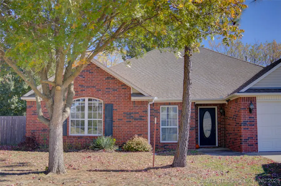 1920 Richmond Drive, Bartlesville, OK 74006 - Image #2