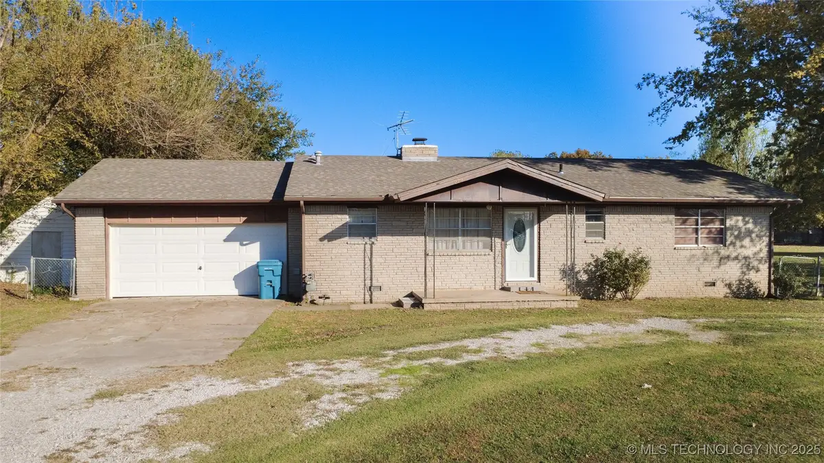 229 Suburban Lane, Inola, OK 74036 - Image #1