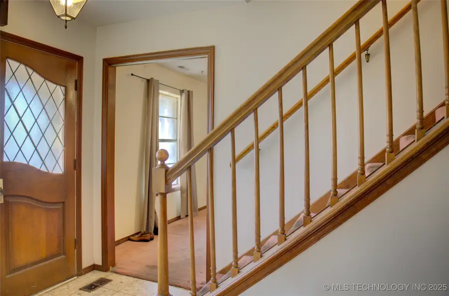 1909 S 111th East Avenue, Tulsa, OK 74128 - Image #3