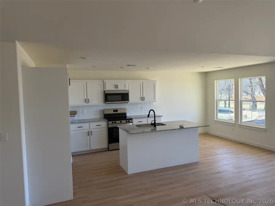 112 S Stark Street, Kiefer, OK 74041 - #2