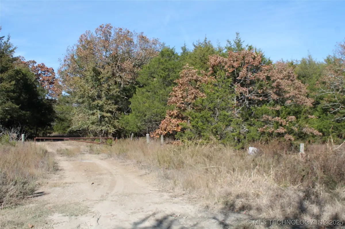 Bascum Road, Quinton, OK 74561 - Image #1