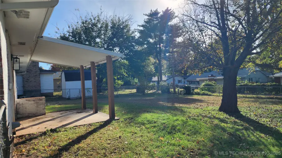 1712 El Camino Street, Ponca City, OK 74604 - Image #3