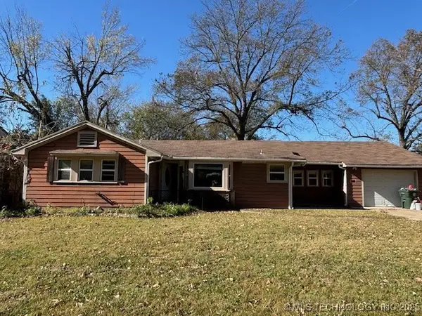 911 Creek Street, Muskogee, OK 74403