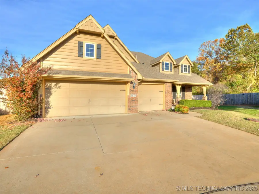 2514 W Van Buren Circle, Broken Arrow, OK 74011 - Image #2