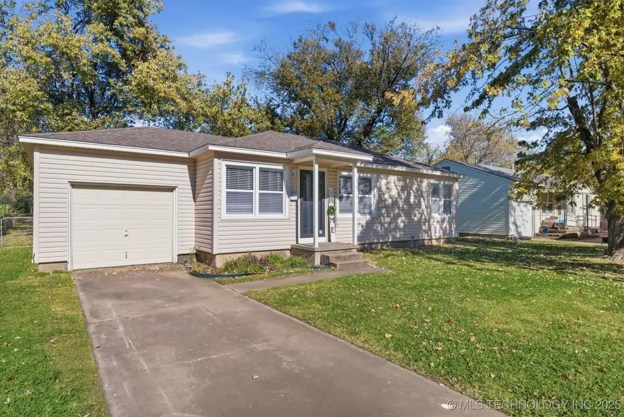 105 W 5th Street, Owasso, OK 74055 - Image #2