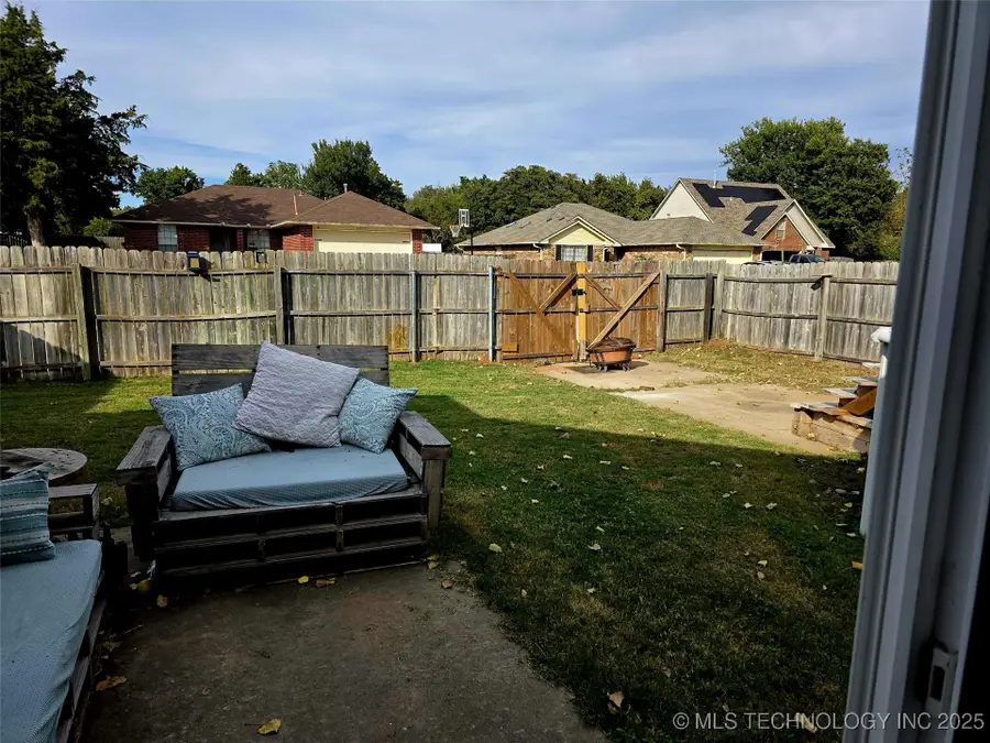 424 Blue Spruce, Midwest City, OK 73130 - Image #2