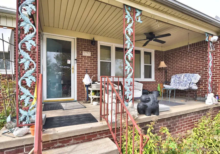 564 S Sandusky Avenue, Tulsa, OK 74112 - Image #2