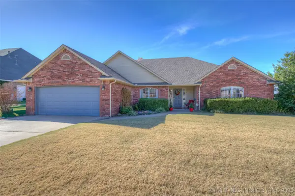 8406 N 100th East Avenue, Owasso, OK 74055