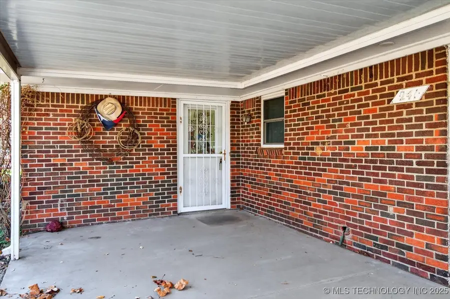 241 NE Myers Avenue, Bartlesville, OK 74006 - Image #3