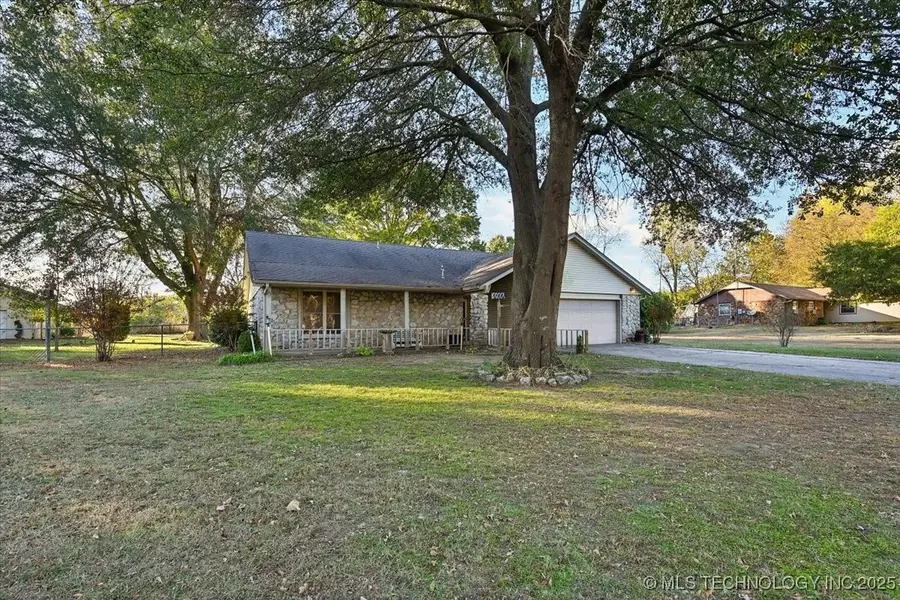 8918 S 198th East Avenue, Broken Arrow, OK 74014 - Image #2