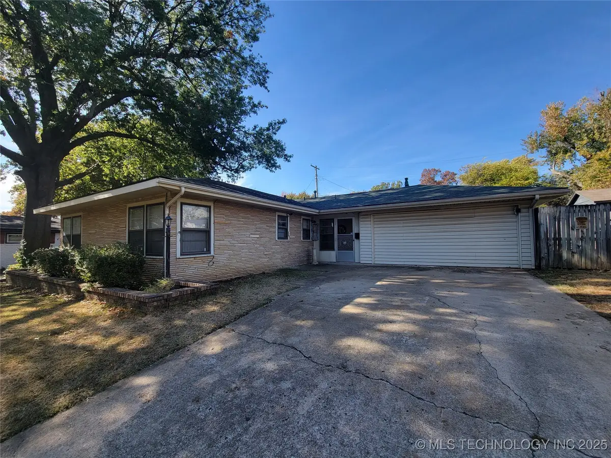 3538 S Urbana Avenue, Tulsa, OK 74135 - Image #1
