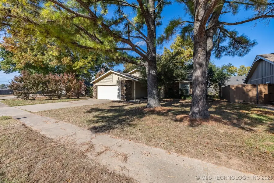 149 W L. Street, Jenks, OK 74037 - Image #2
