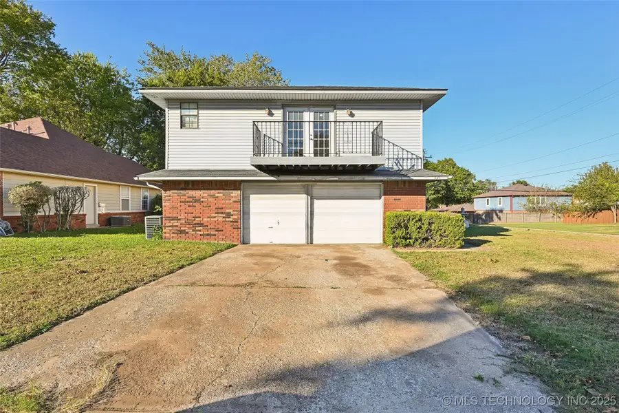 447 E Latimer Street, Tulsa, OK 74106 - Image #2