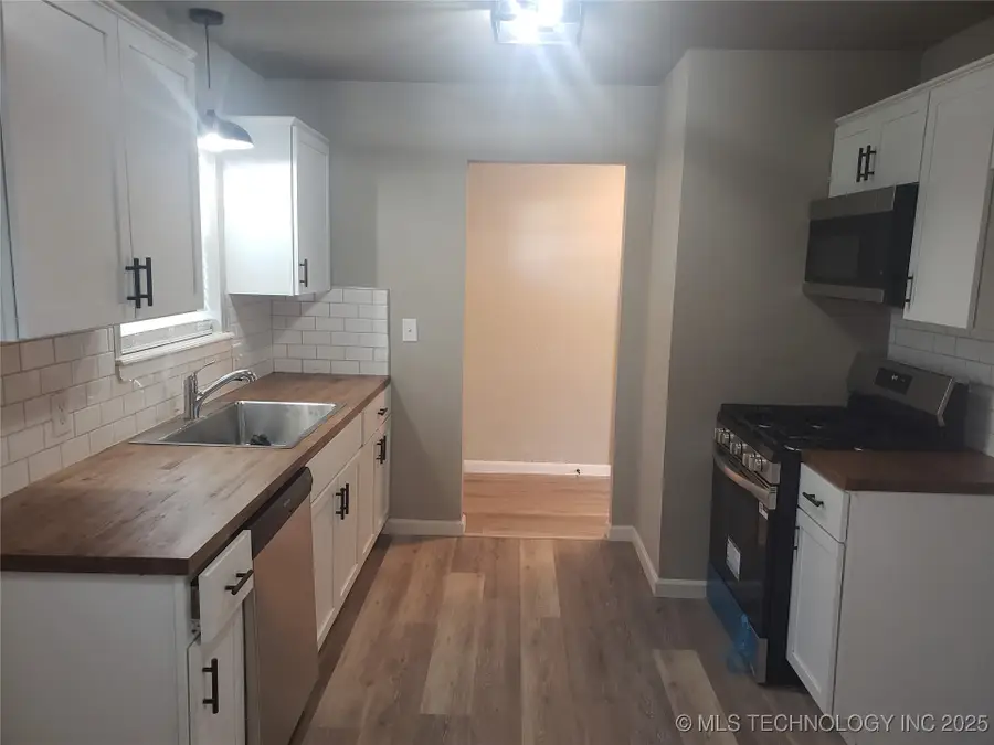 2210 S 133rd East Avenue, Tulsa, OK 74134 - Image #2