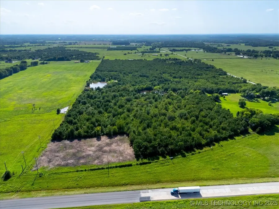 7 W 90th Street N, Porter, OK 74454 - Image #2