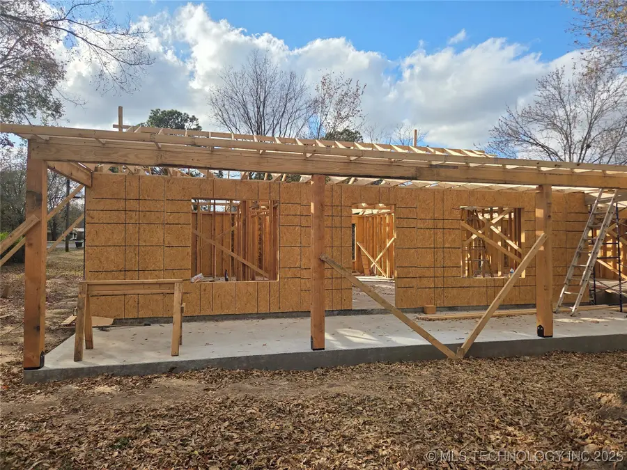 1118 N Locust Avenue, Westville, OK 74965 - Image #2