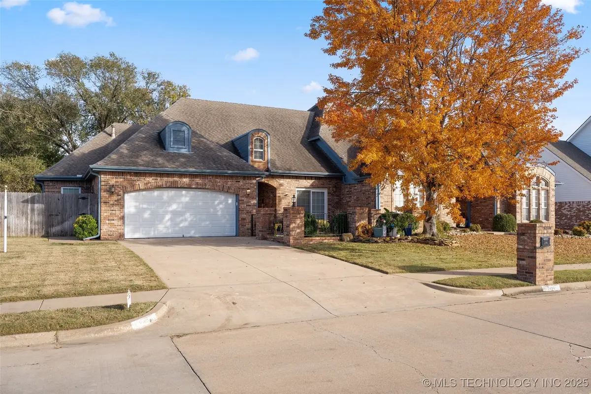2404 Jefferson Road, Bartlesville, OK 74006 - Image #1