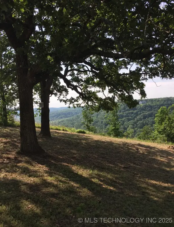 S Oak Lane, Cookson, OK 74427